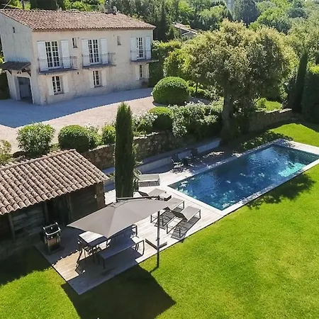 Вилла Charming Villa Near St Tropez
