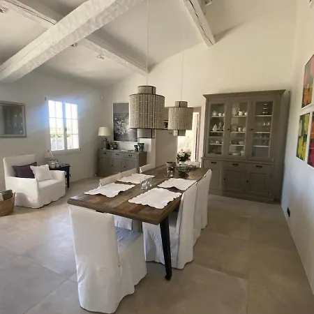 Charming Villa Near St Tropez *