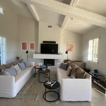Вилла Charming Villa Near St Tropez
