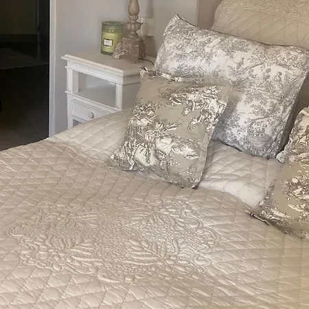 Вилла Charming Villa Near St Tropez